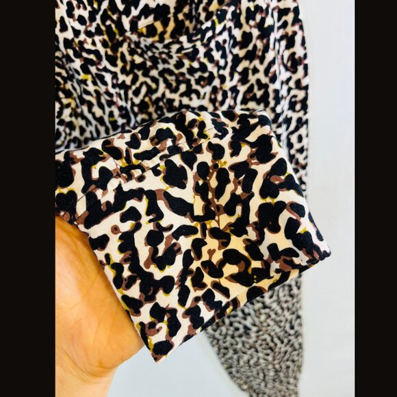 Cabi Leopard Print Joggers - Size M - Picture 4 of 9